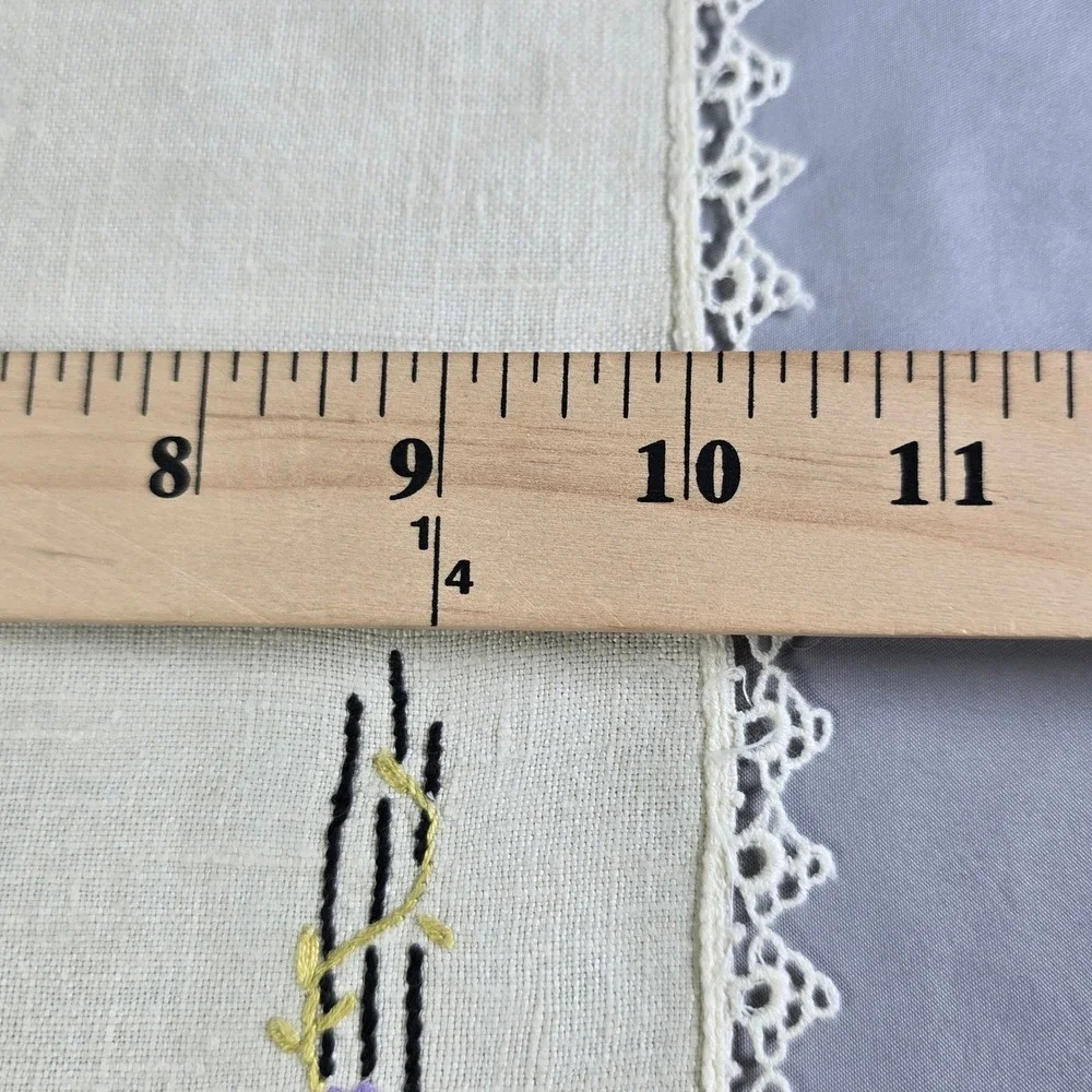 Vintage Hand Embroidered Linen Napkins Set of 4 Floral‎ Lace Trim Cream 10x10